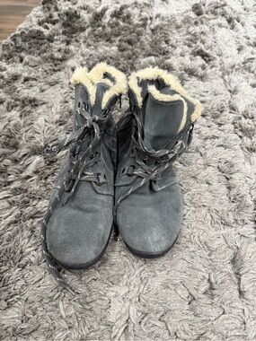 Earth Origins leather ankle boots